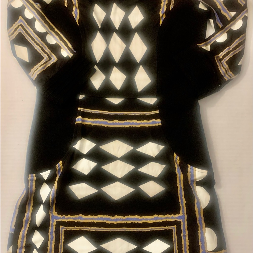 Diane Von Furstenburg Silk 3/4 Sleeve Dress - Picture 3 of 12